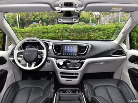 克萊斯勒(進(jìn)口) 大捷龍PHEV(進(jìn)口) 2019款 3.6L 插電混動版