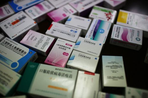 現(xiàn)場查獲的疫苗。